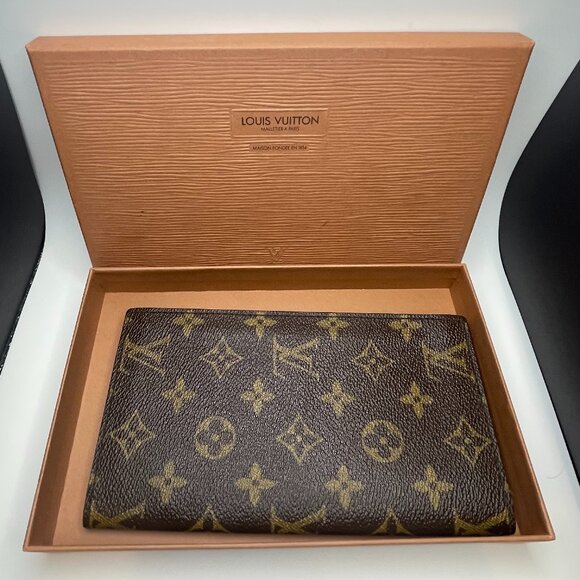 Louis Vuitton Vintage Monogram Canvas/Leather Passport Wallet Organizer-Preowned - Picture 1 of 16
